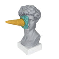 ArtMuse – Klassisk Figurskulptur med Isdetalje til Nordisk-Inspireret Indretning