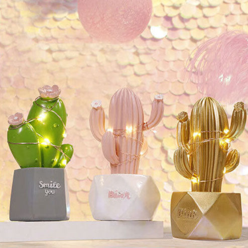 GlowCactus – LED-natbordslampe i kaktusform af harpiks