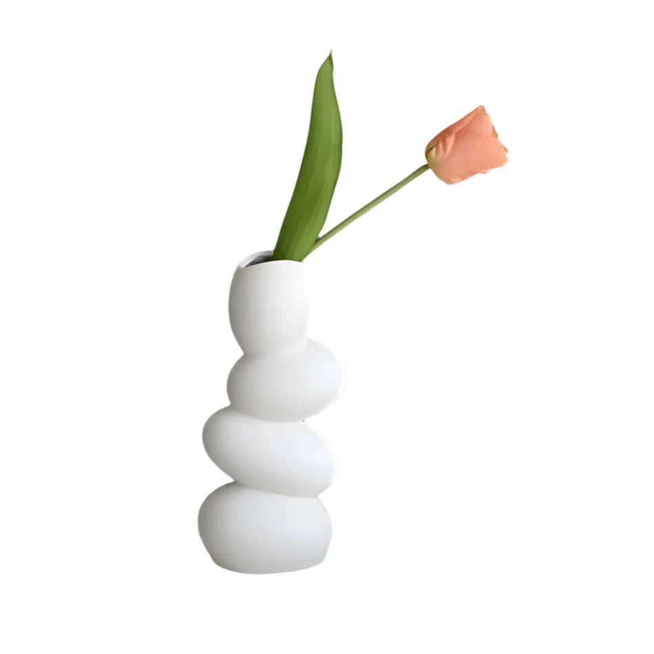 OvaForm – Stor Æggeformet Keramisk Vase til Moderne Interiør