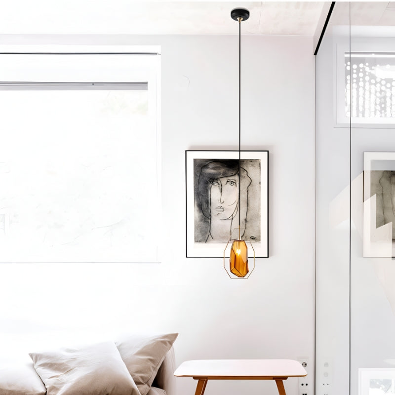 LumiPendant – Loftlampe med Pendent Design til Indendørs Atmosfære