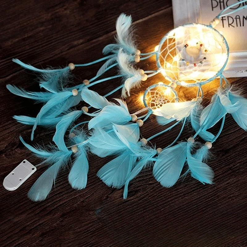 DreamGlow – Dekorative drømmefangere med LED-lys og indviklede fjer-accenter