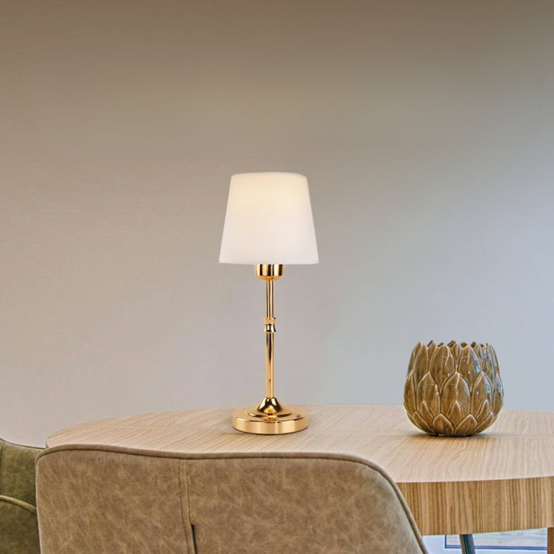PowerGlow - Genopladelig trådløs bordlampe med trådløst design
