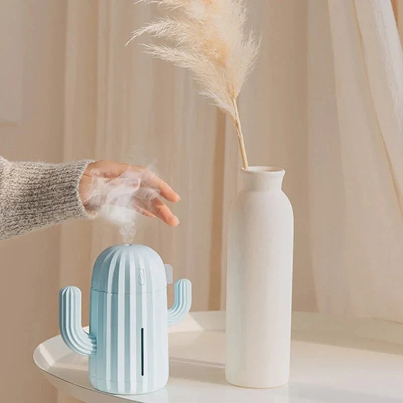 CactivaMist – Genopladelig Luftfugter i Kaktusdesign med Aromaterapi-Funktion