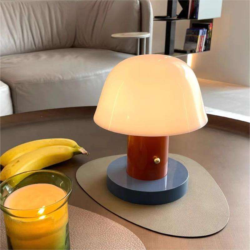 FungiGlow - Trendy svampeformet bordlampe til legende og hyggelig belysning