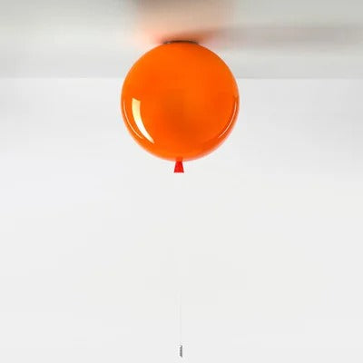 LumoBalloon – Ballonformet loftslampe med legende, moderne silhuet