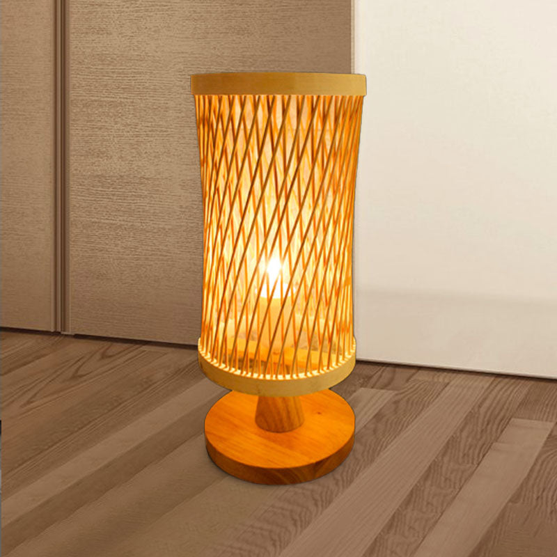 BamBloom – Enkel beige arbejdslampe til elegant og funktionel belysning af arbejdspladsen