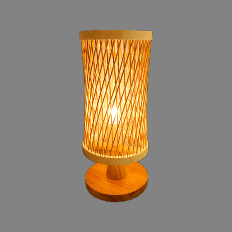 BamBloom – Enkel beige arbejdslampe til elegant og funktionel belysning af arbejdspladsen