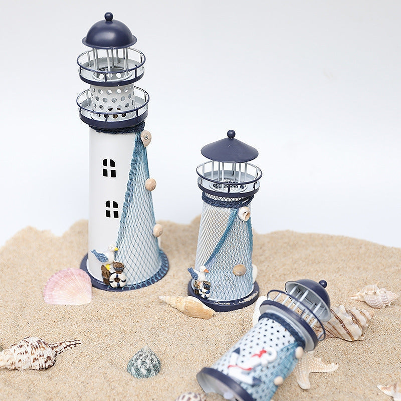 LighthouseGlow – Moderne Art Deco Fyrtårnsformet LED Bordlampe med Batteridrevet Design