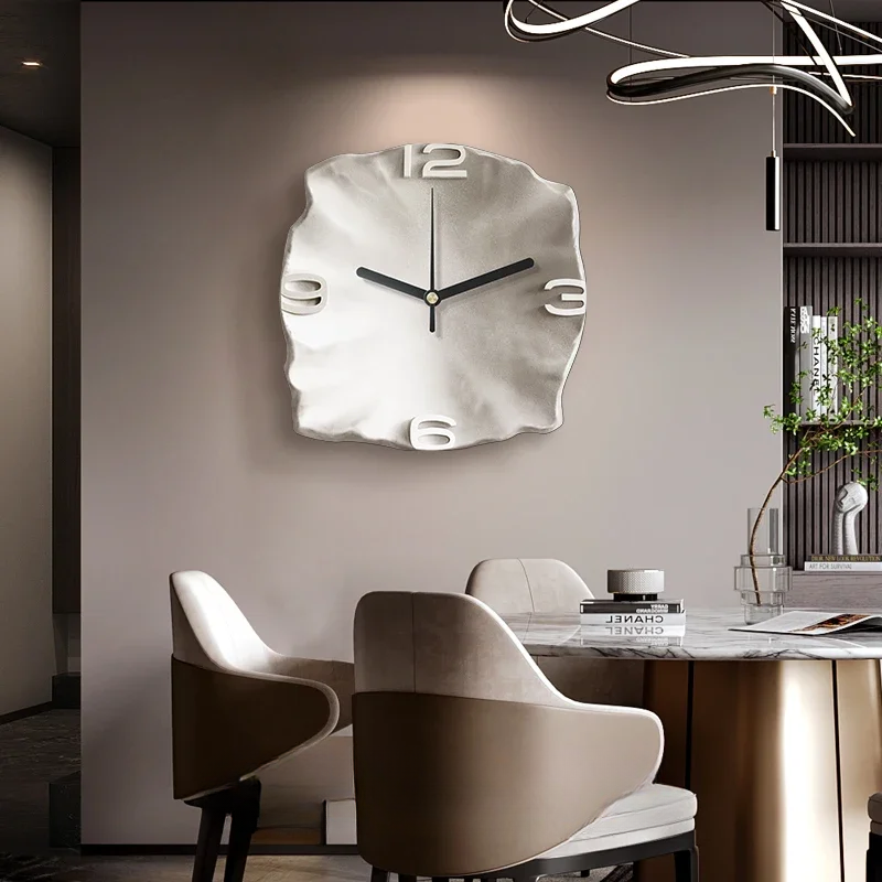 LuxClock - Moderne abstrakt relief vægur med elegant design til bolig- og kontorindretning