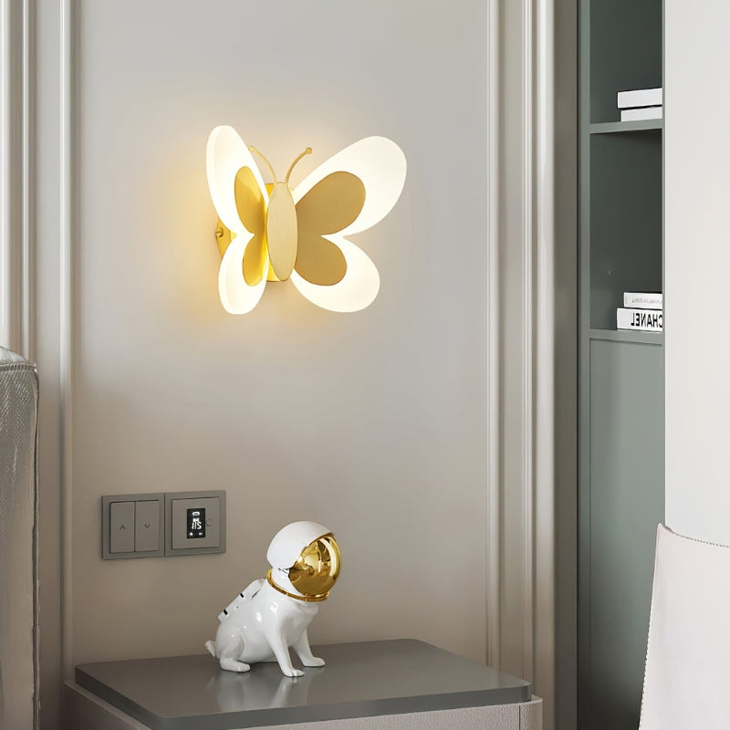 FlutterGlow – LED-væglampe i sommerfugleform