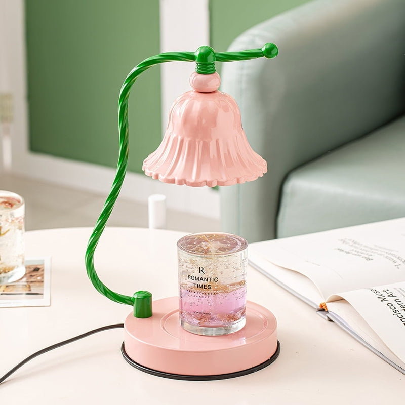 FloraGlow – Blomsterinspireret glasbordlampe med klokkeformet skærm
