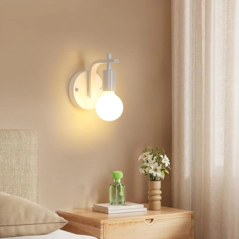 NordiLux – Moderne industriel væglampe med minimalistisk design