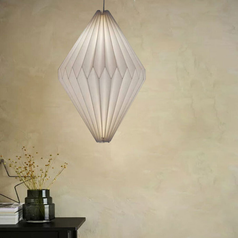 FoldAura - Moderne pendellampe med sofistikeret origami-inspireret design