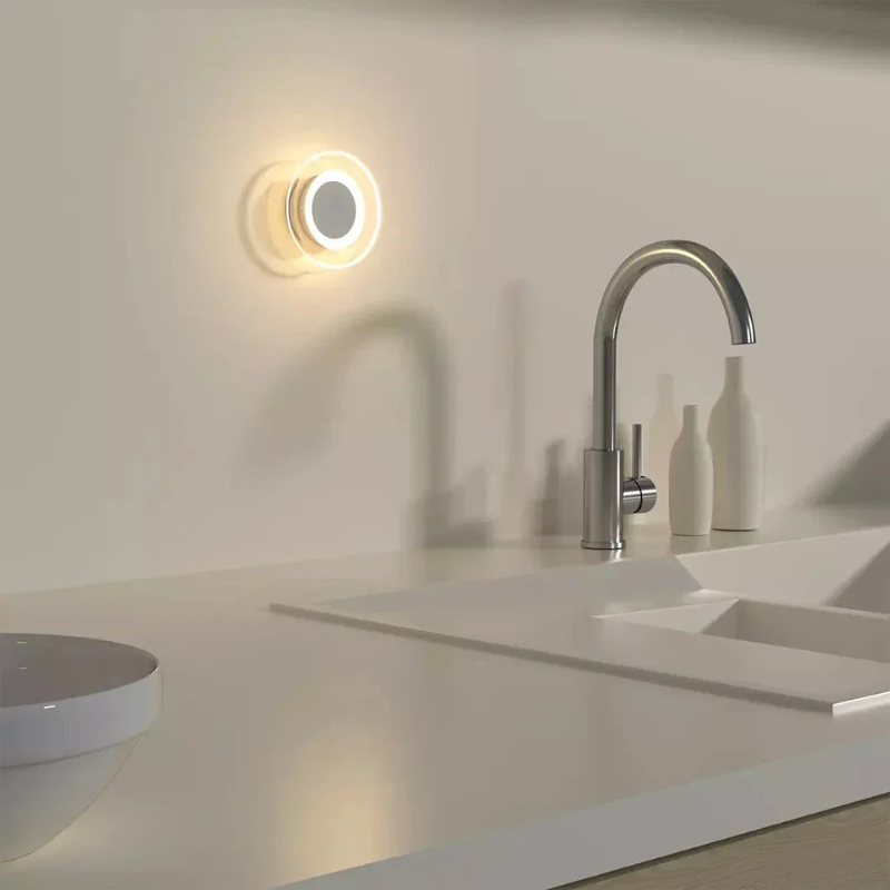 LumoNest – Natlampe med bevægelsessensor og automatisk aktivering