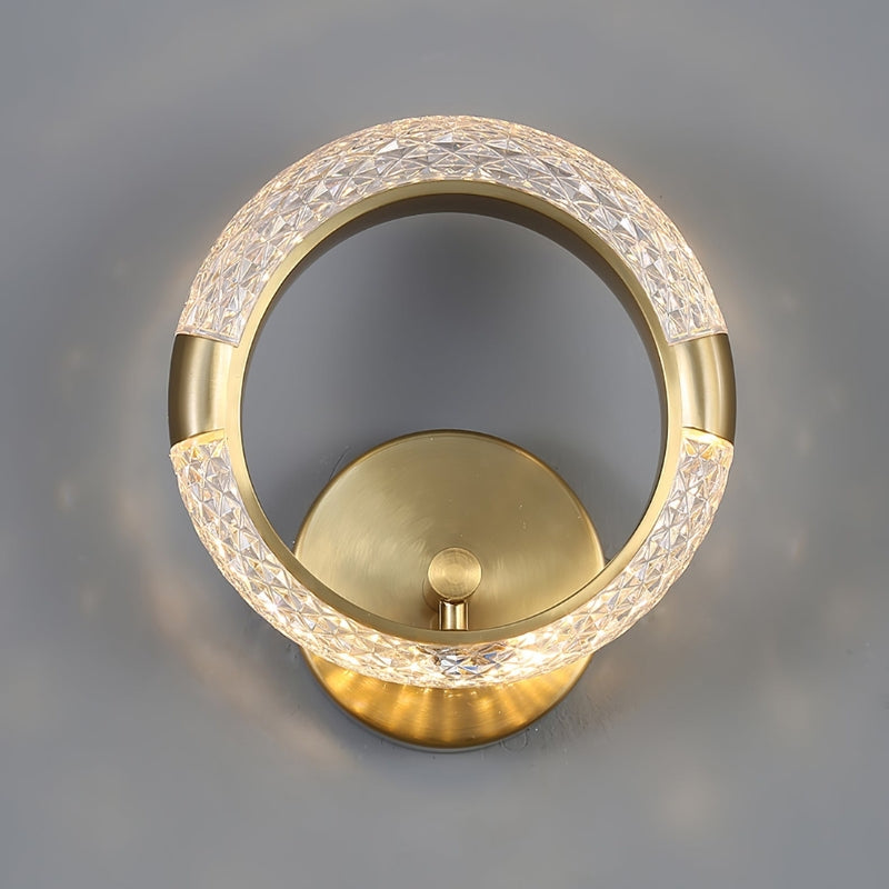 CrystalAura – Rund LED-væglampe med guldfinish