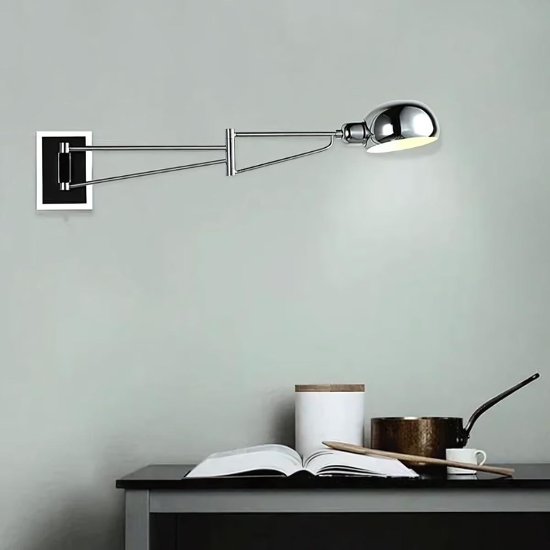 FlexLight – Moderne væglampe med justerbar arm til læsning og opgavebelysning