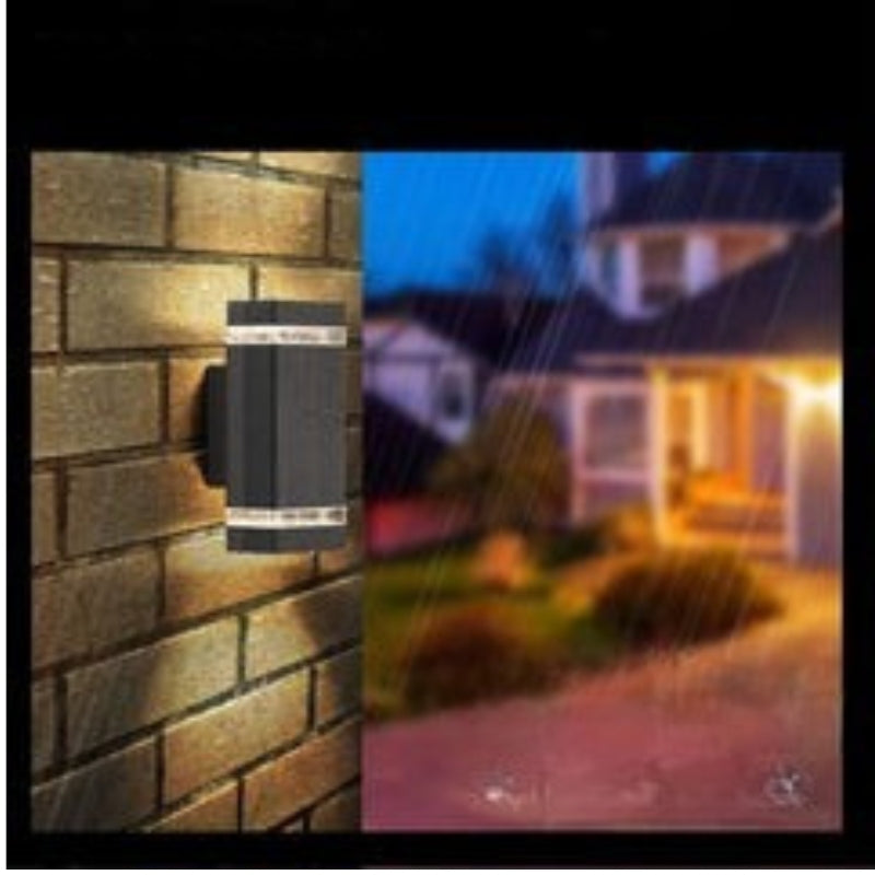 SparkMount - Udendørs væglamper med op og nedadrettet lysdesign