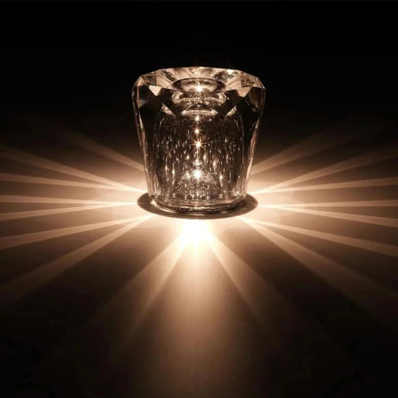 LumaCrystal – Elegant krystalbordlampe med justerbart lys og praktisk USB-port