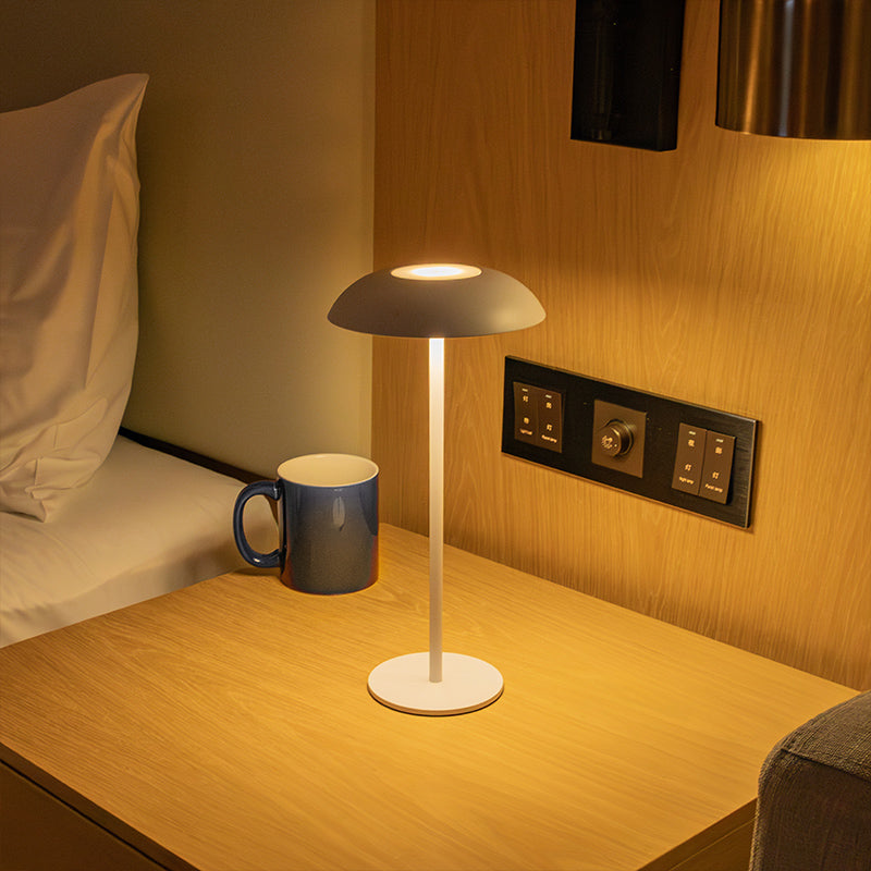GlowEase - Trådløs LED-bordlampe med touch-kontrol og elegant rundt design