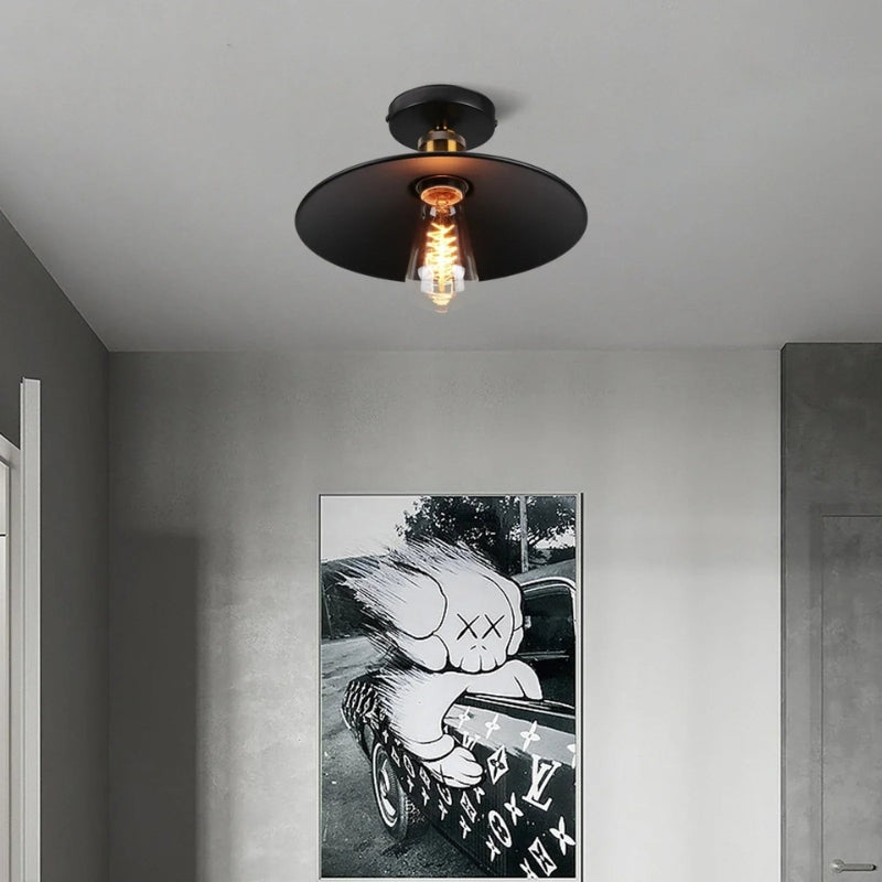 LightCap - LED Loftlampe med Kasket design til Indendørs Belysning