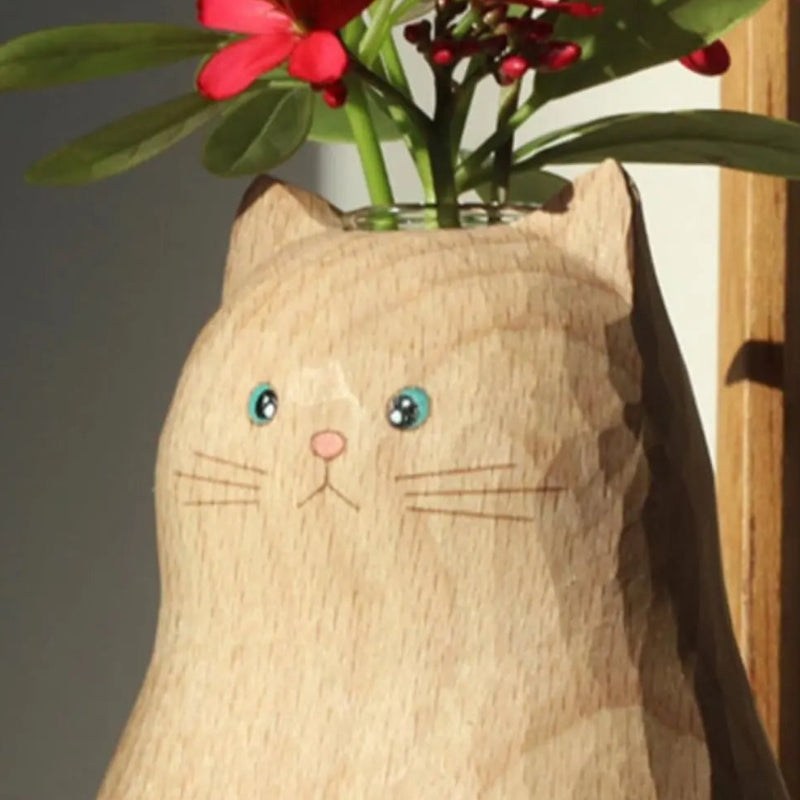 WhiskerHeart – Katteformet Vase med Hjerteaccent til Hjemmedekoration