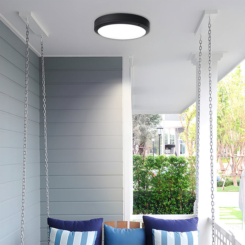 GlowStream – Vandtæt LED loftlampe til stabil belysning