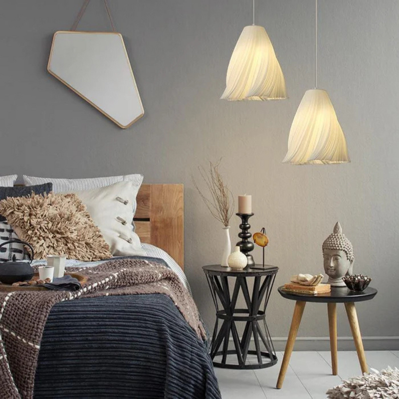 OrionGlow – Elegant pendel med LED-belysning og justerbar højde