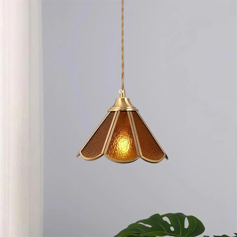 AuraLume – Elegant pendel Lampe med tekstureret glasskærm til omgivende belysning