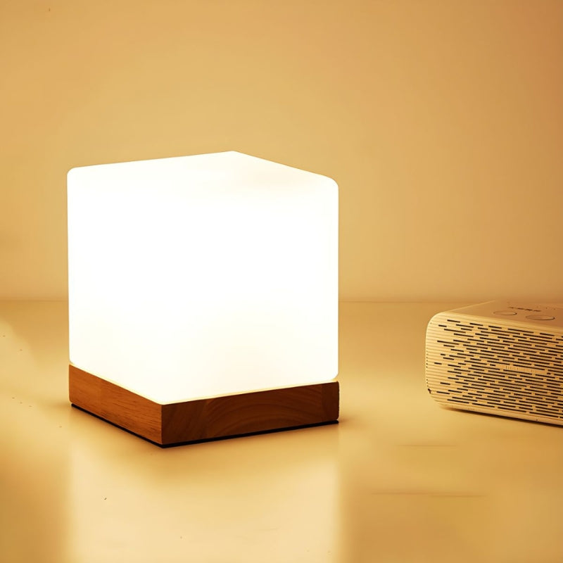 GlowTable - LED bordlampe med netstrøm til hjem eller kontor
