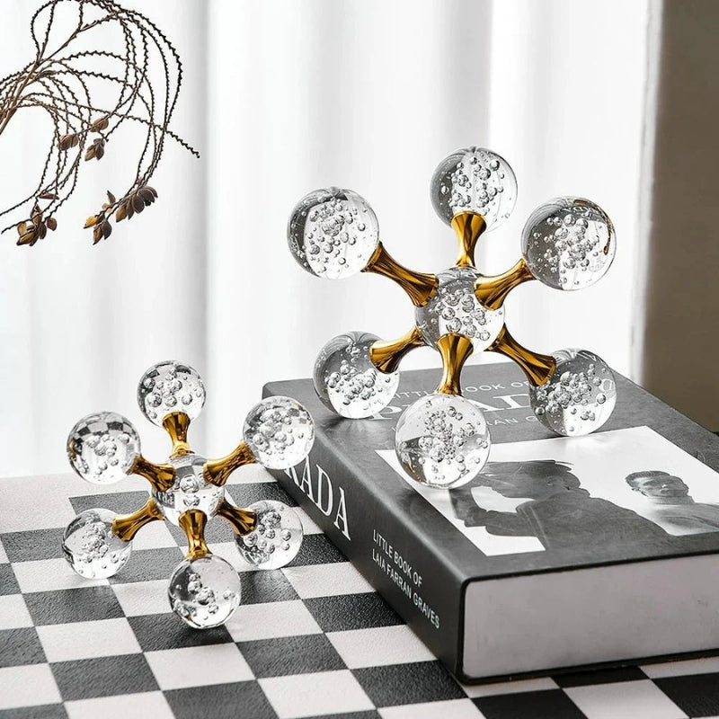 LumiSphere – Krystalkugle Borddekoration med Moderne Skulpturelt Design