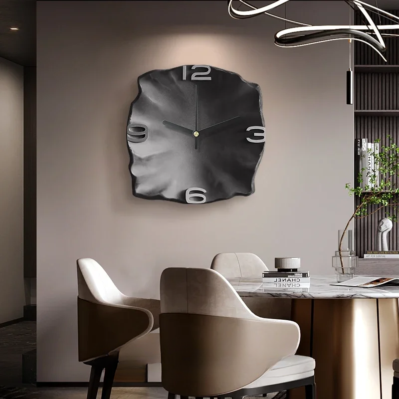 LuxClock - Moderne abstrakt relief vægur med elegant design til bolig- og kontorindretning