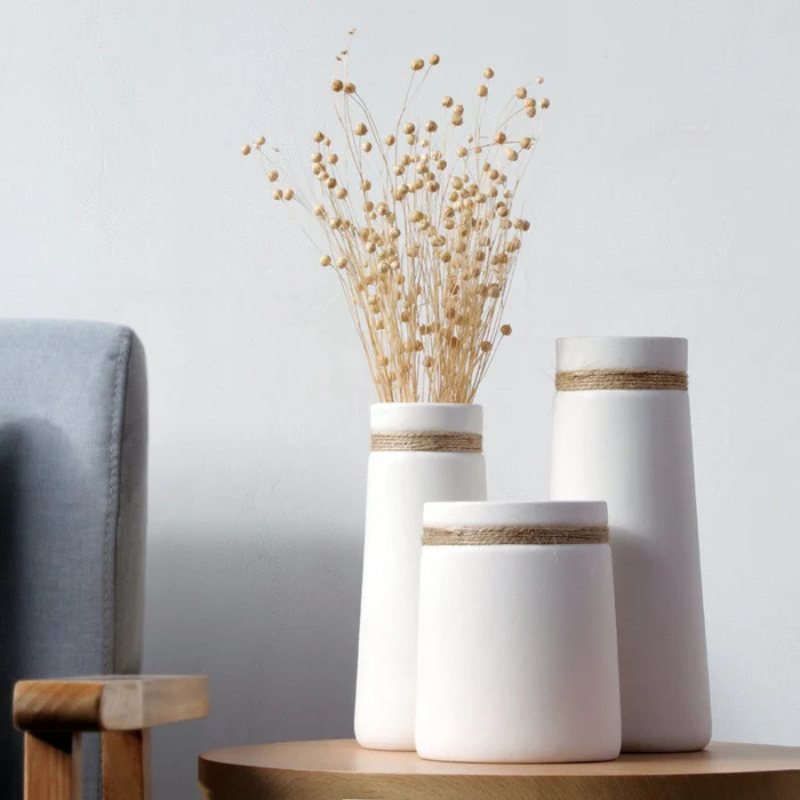 RusticAura – Dekorativ vase med naturlig jutedetalje