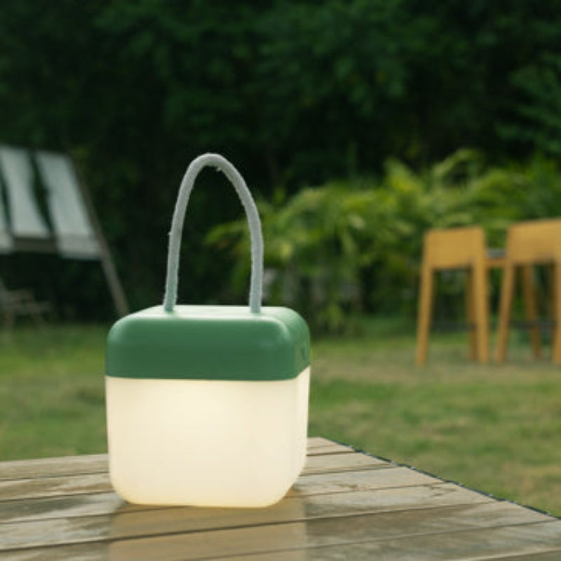 BeamCylinder – Minimalistisk cylindrisk LED-udendørslampe med bærbart design