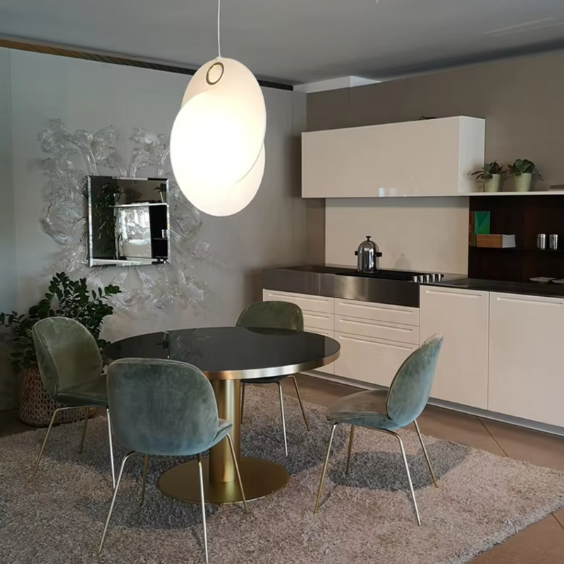 GlowBeam – Elegant pendel med justerbar lysstyrke til moderne rum
