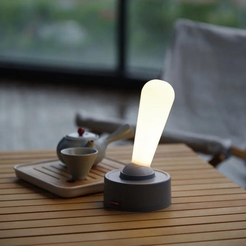 SmartLight - Genopladelig bærbar trådløs væglampe med moderne design