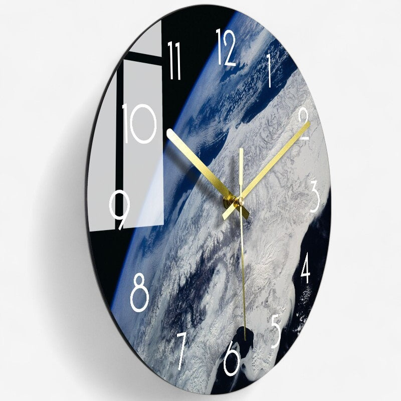 TimeGlow – Glasvægur med rund form
