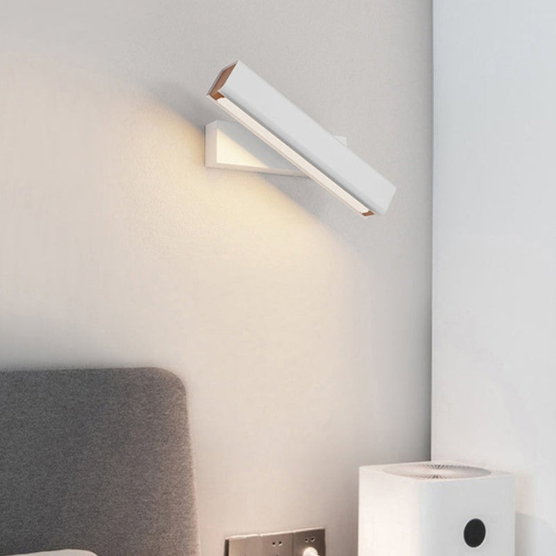 FlexiGlow - LED Væglampe med Justerbart Hoved til Indendørs Belysning