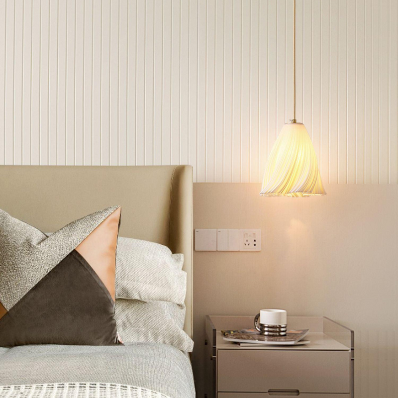 OrionGlow – Elegant pendel med LED-belysning og justerbar højde