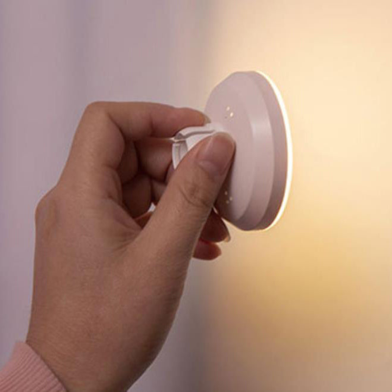 SenseGlow – Minimalistisk LED-væg-natlampe med bevægelsessensor