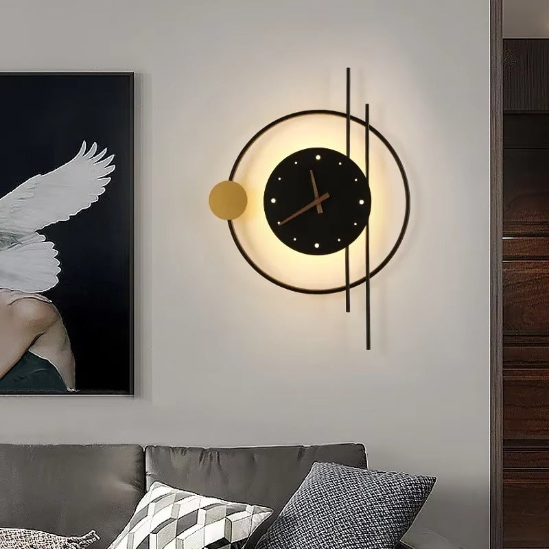 TimeLume – LED Væglampe med Integreret Ur til Indendørs Brug