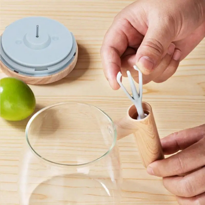 StirMate – Selvrørende krus med spildsikkert låg og One-Touch-blanding
