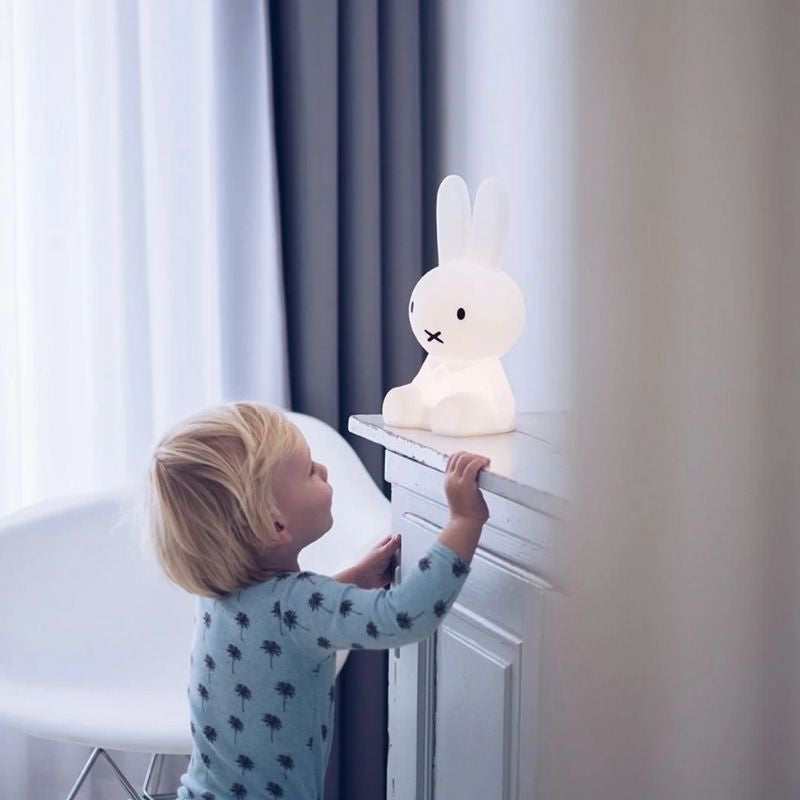 MiffyGlow - Finurlig LED bordlampe med en beroligende glød og tidløs charme