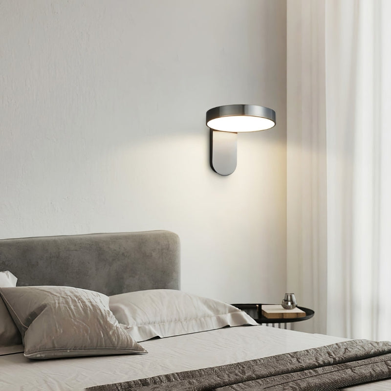 LumaDisc – Minimalistisk væglampe med nedadrettet lys