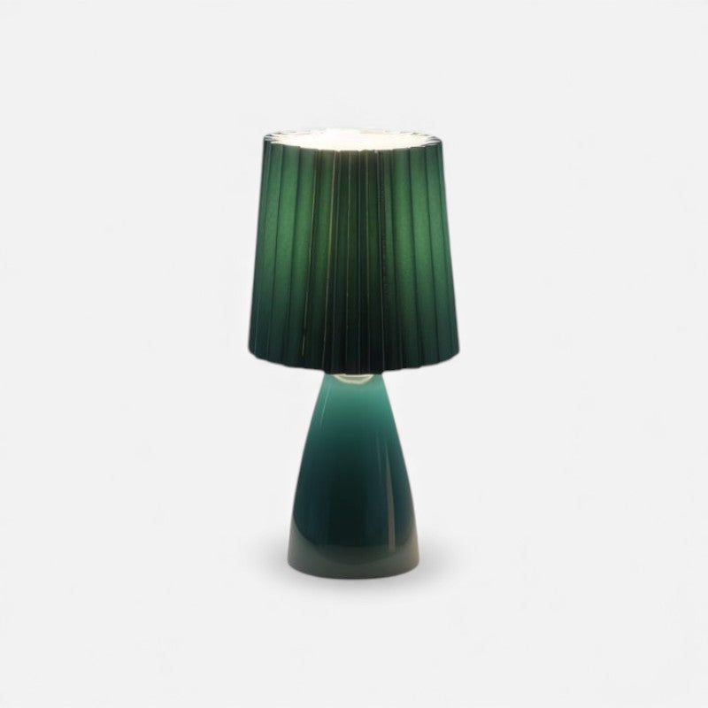 GlowPleat - LED Bordlampe med Plisseret Design