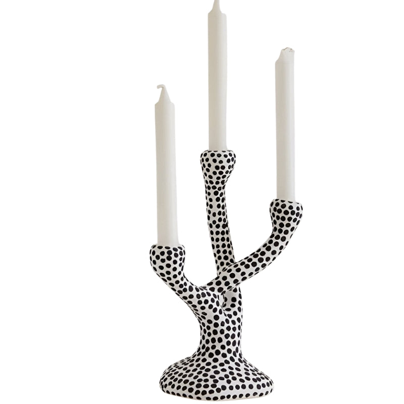 DotGlow – Lysestage med Prikket Mønster til Hjemmedekoration