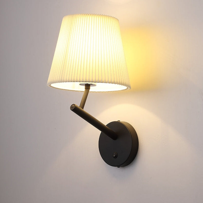 LumaGlow – Moderne Minimalistisk Væglampe med Cylindrisk Skærm