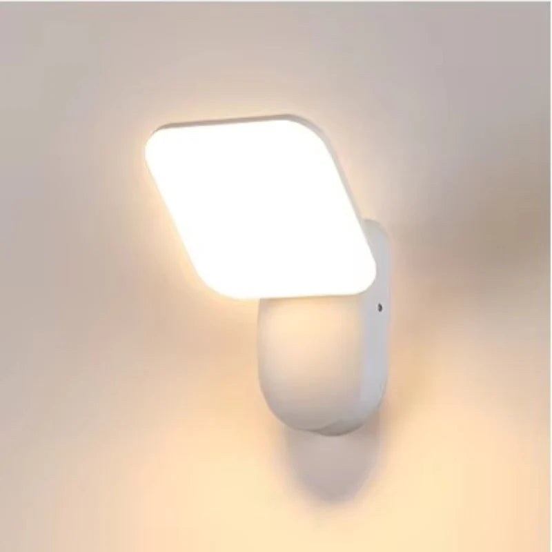 MotionGlow – Smart LED-væglampe med bevægelsessensor til håndfri og effektiv belysning