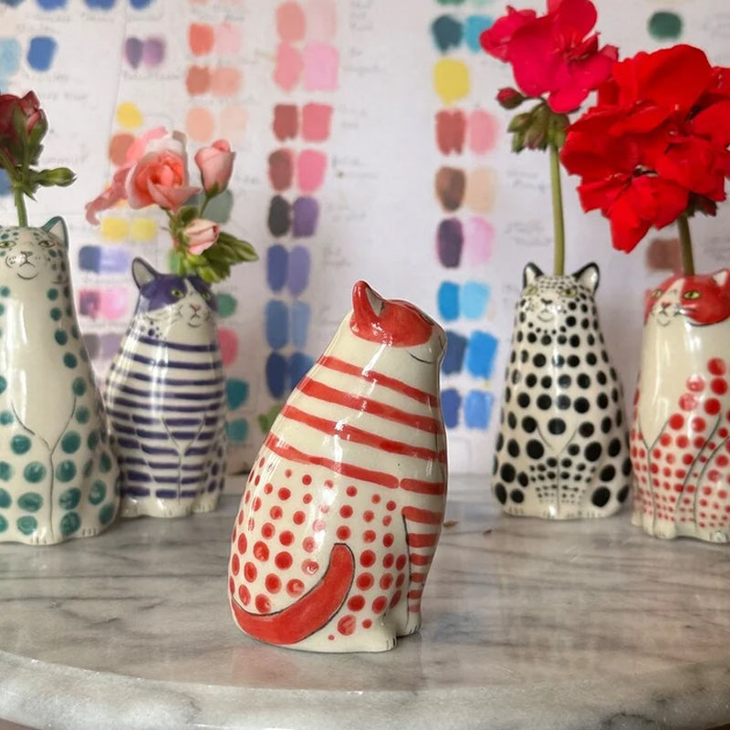 PurrDots - Legesyg Kattevase med Prikker til Charmerende Hjemmeindretning