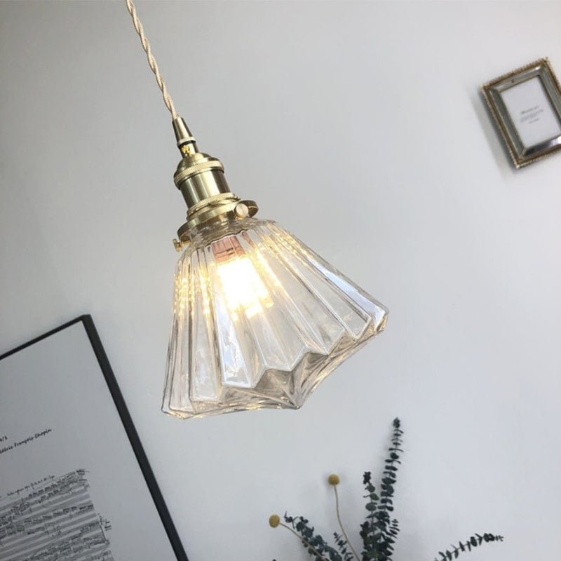 BrassGlow – Moderne pendellampe med elegant finish