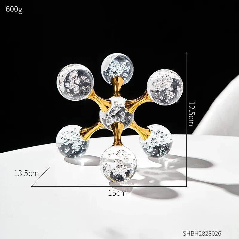 LumiSphere – Krystalkugle Borddekoration med Moderne Skulpturelt Design